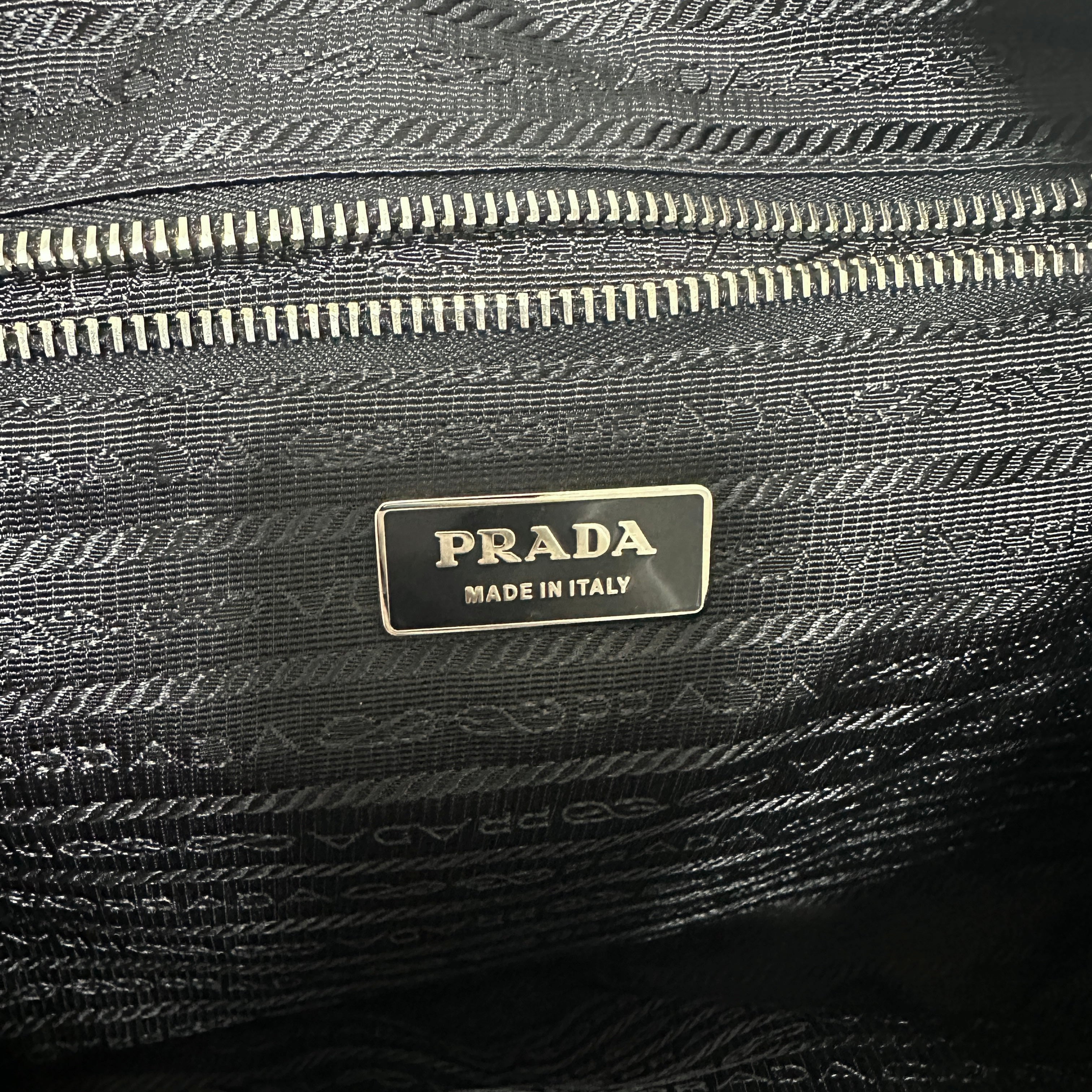 PRADA プラダ  ハンドバッグ