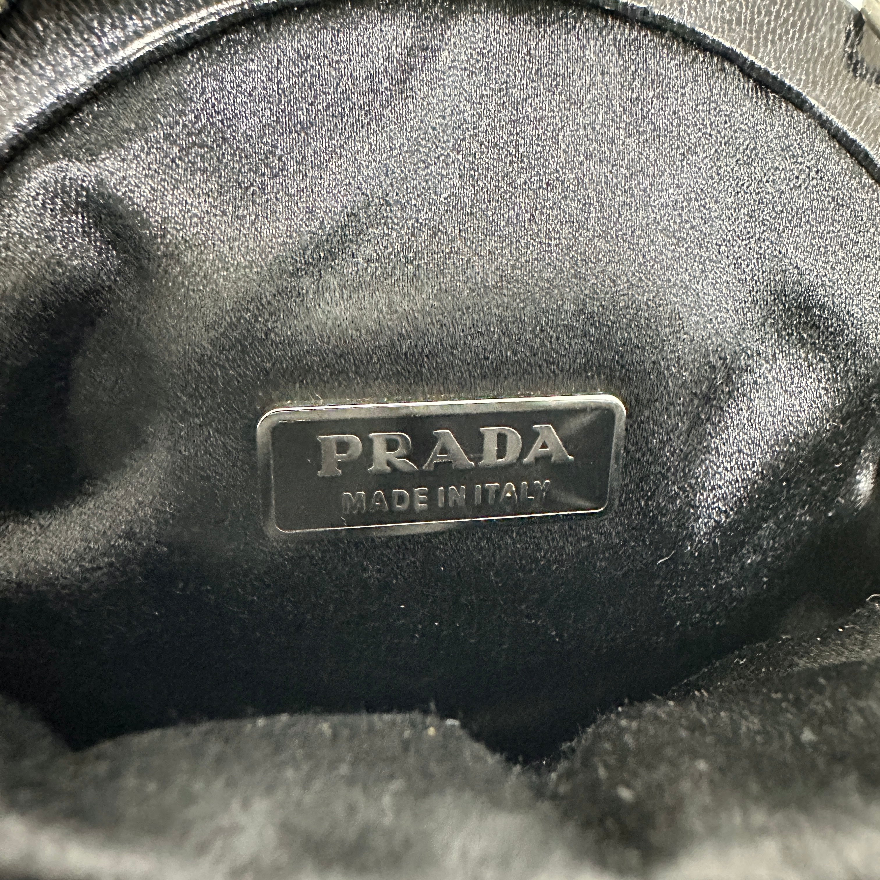 PRADA プラダ がま口ポーチ