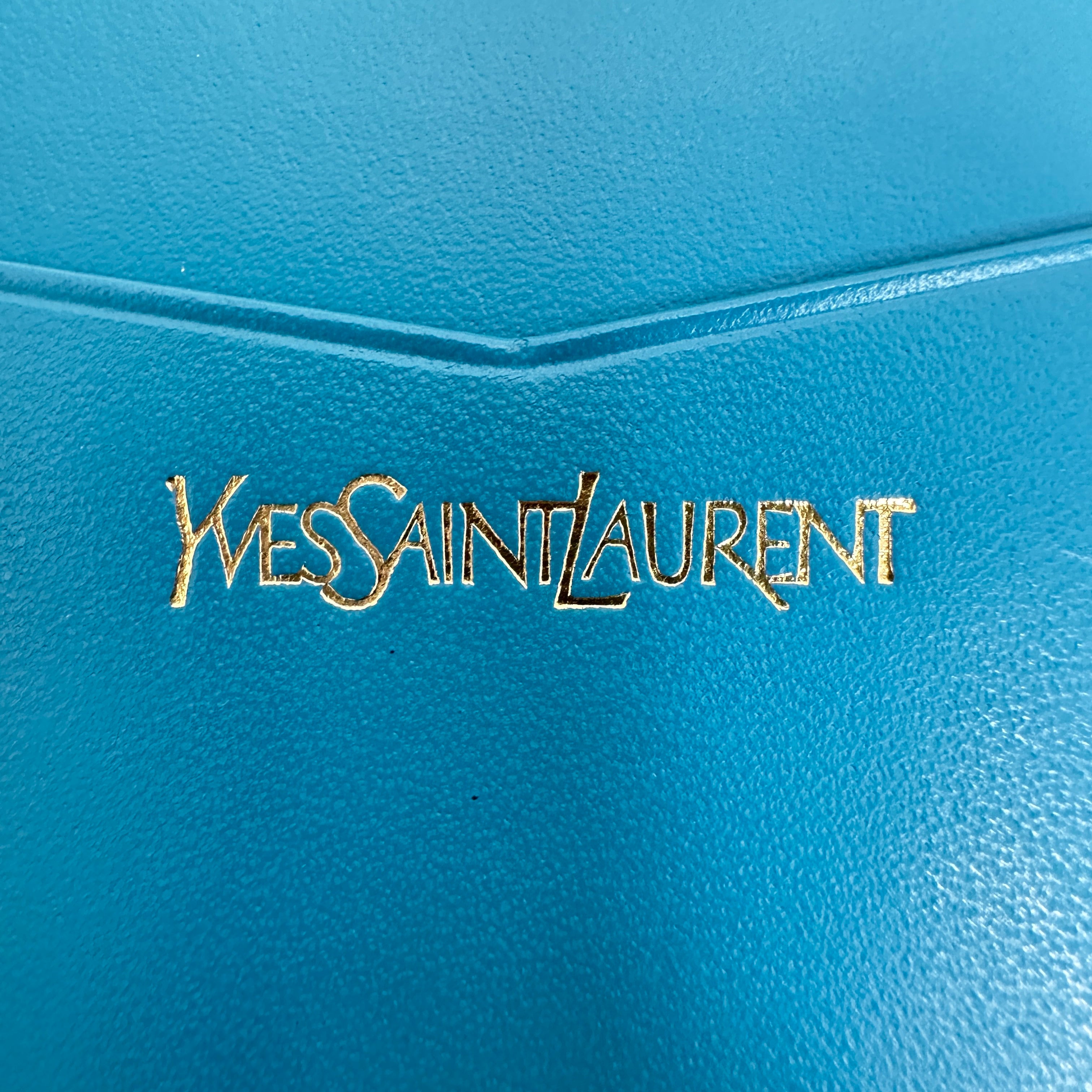 YVES SAINT LAURENT イヴサンローラン ウォレット