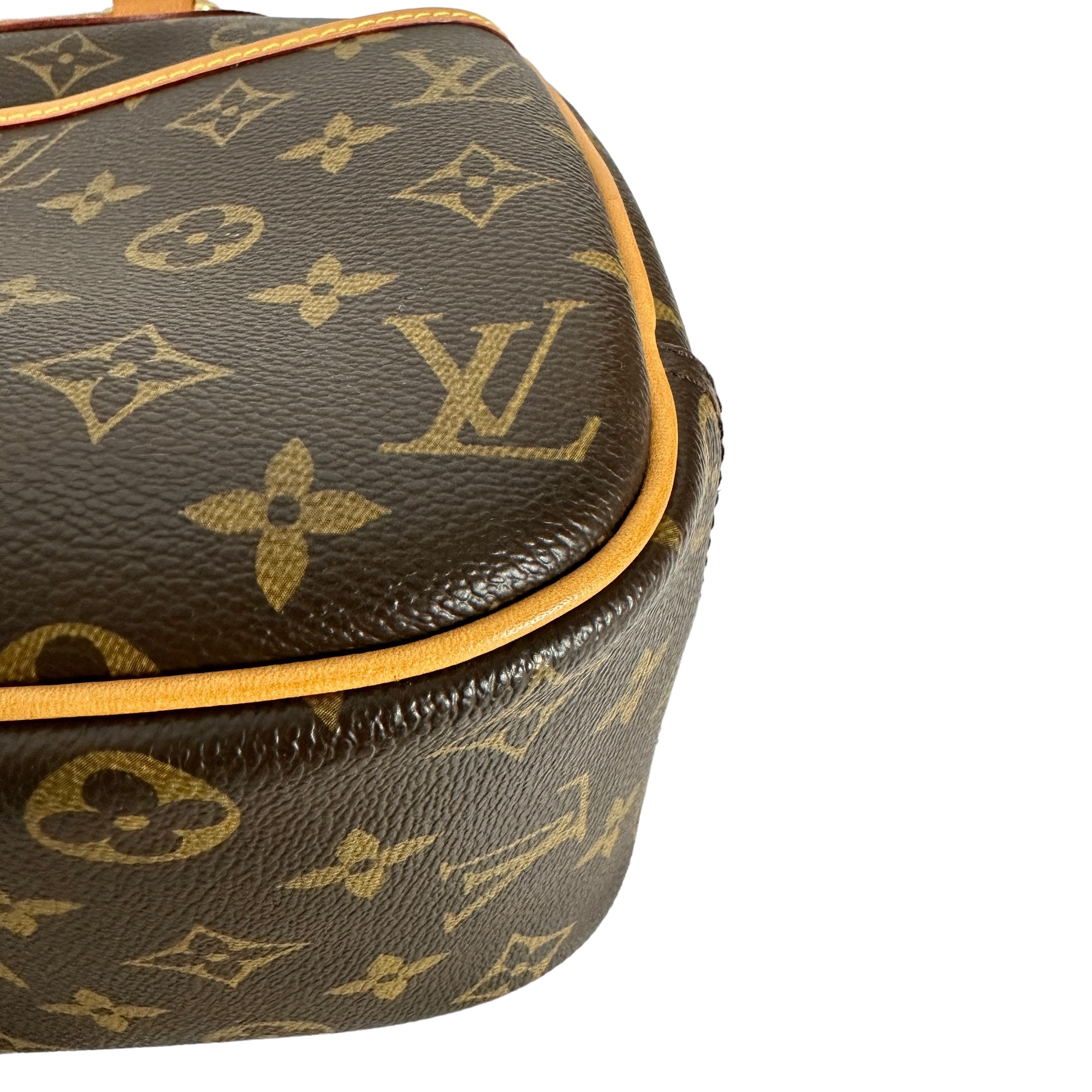 LOUIS VUITTON ルイ・ヴィトン モノグラム トゥルーヴィル