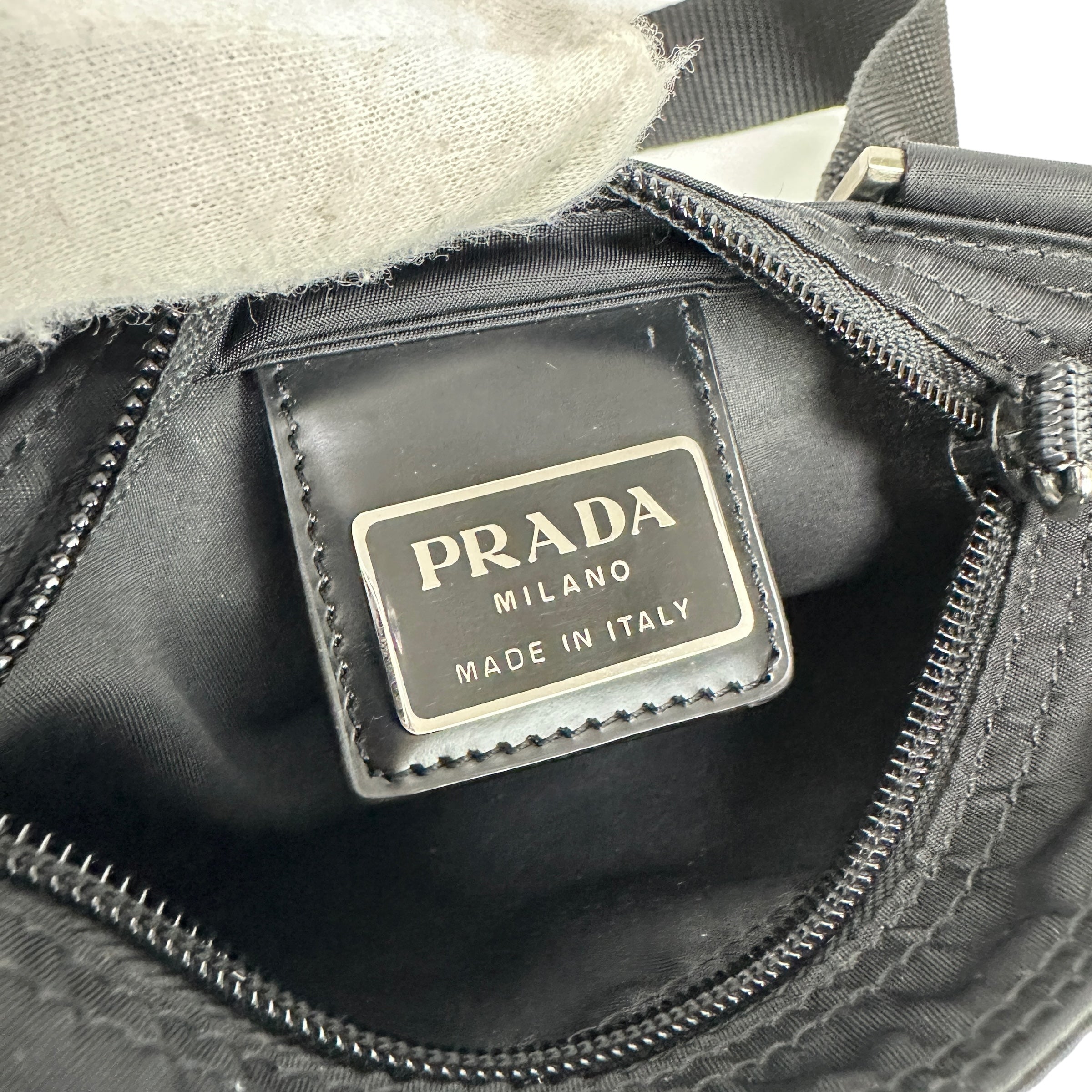 PRADA プラダ テスート ショルダーバッグ