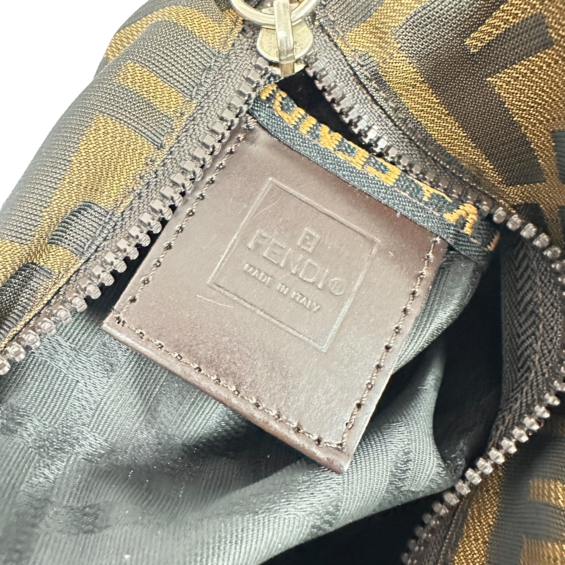 FENDI フェンディ ズッカ ミニハンドバッグ